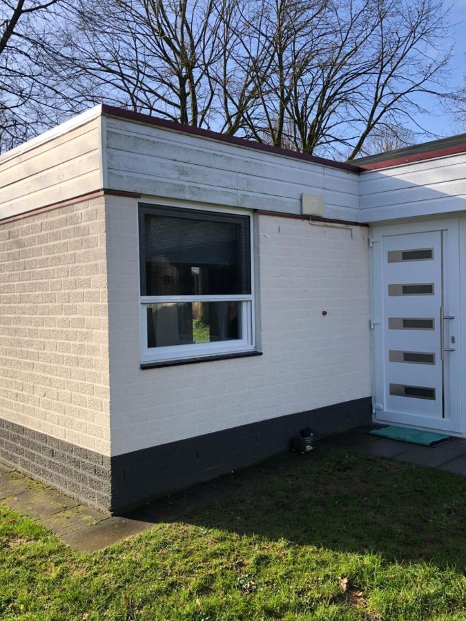 Vakantiebungalow Nr 7 In Het Heuvelland Simpelveld Exterior photo