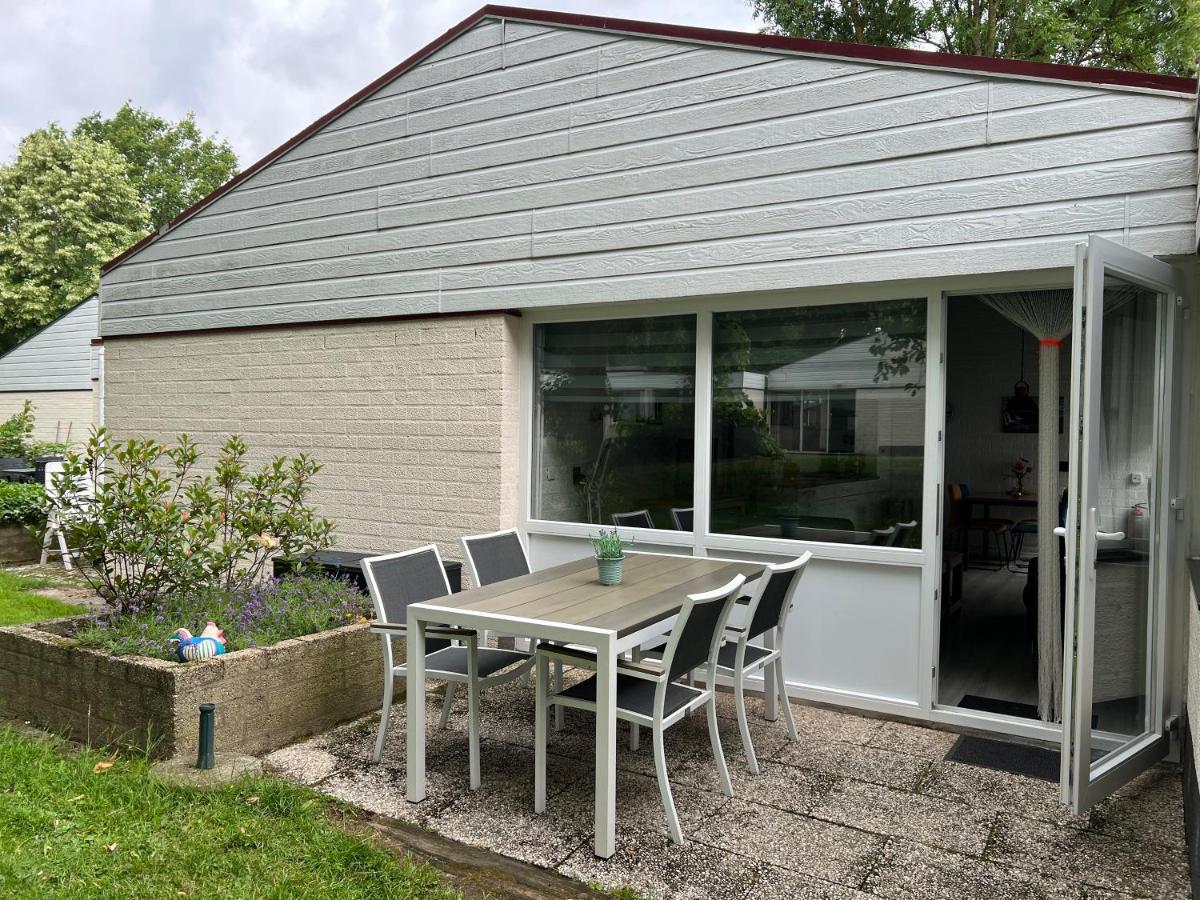 Vakantiebungalow Nr 7 In Het Heuvelland Simpelveld Exterior photo